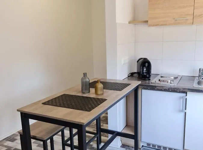 Апартаменты City Apartment *